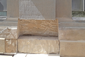  Schadhafter Sandstein 
